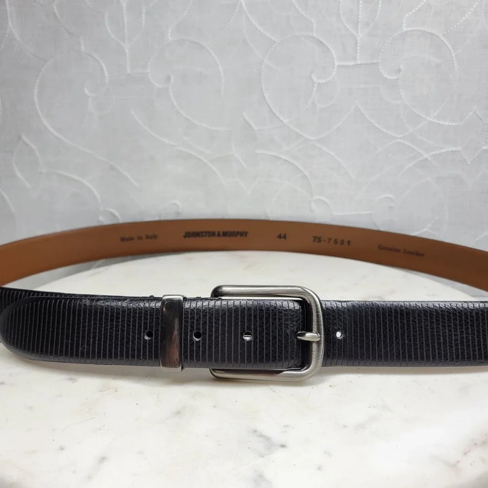 Johnston & Murphy Scored Leather Belt 44 Mens Black Ribbed Italy Dressy Preppy